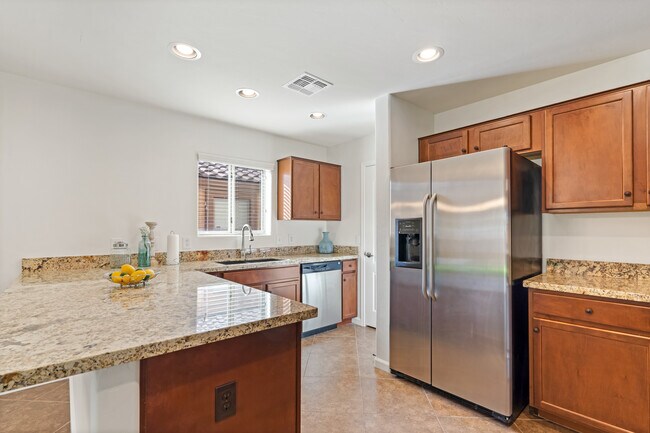 Building Photo - 13983 S Camino El Becerro