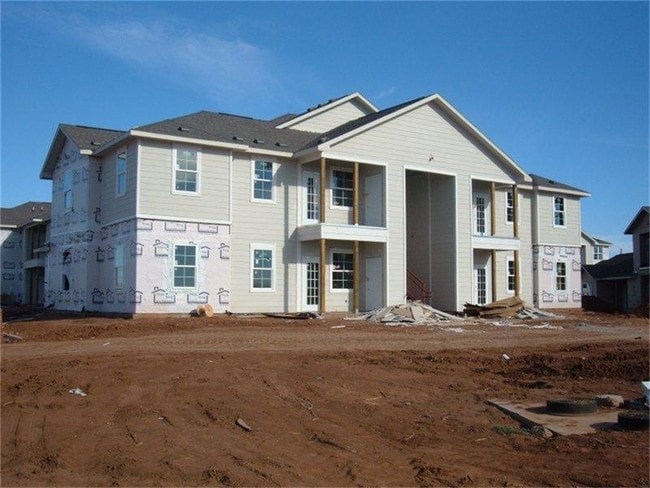 Building Photo - 901 Airport Dr