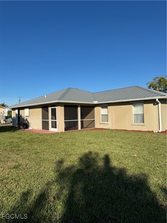 Building Photo - 210 Plainfield St