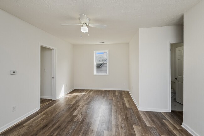 Foto del edificio - 1321 Buhrer Ave