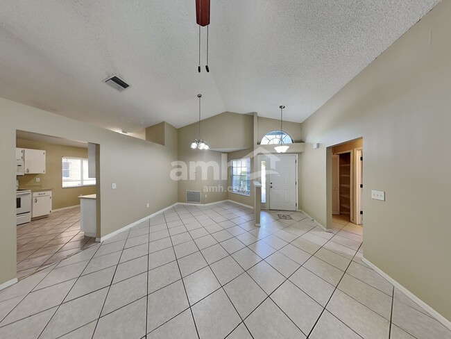 Building Photo - 1821 Rudder Dr