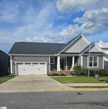 Building Photo - 209 Daystrom Dr