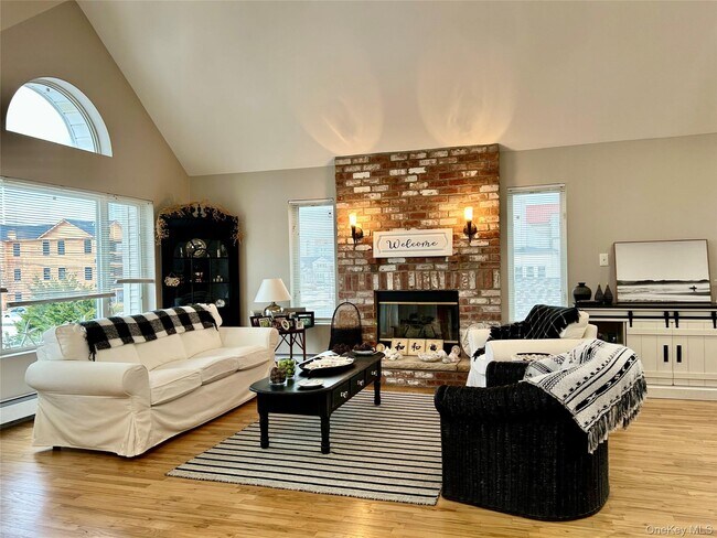 Foto del edificio - 259 Lincoln Blvd