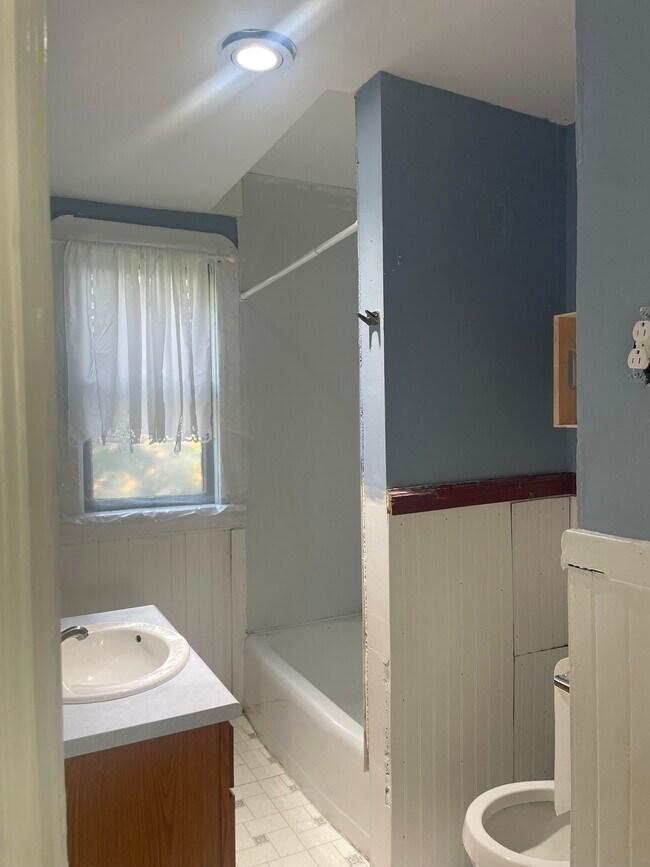 Foto del edificio - 301 Riverside Ave