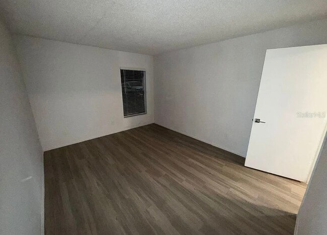 Foto del edificio - 5313 Summerlin Rd