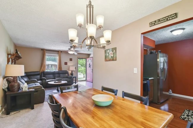 Building Photo - 4012 Frisse Ave