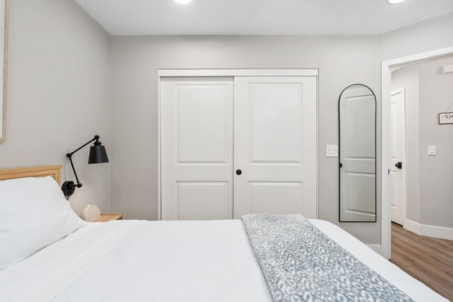 Foto del edificio - 9178 N Woodlawn Dr