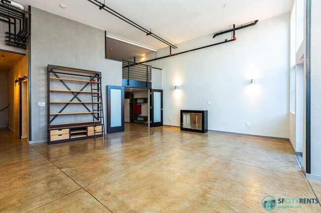 Foto del edificio - SoMa: Luxuriously Remodeled Conversion Liv...