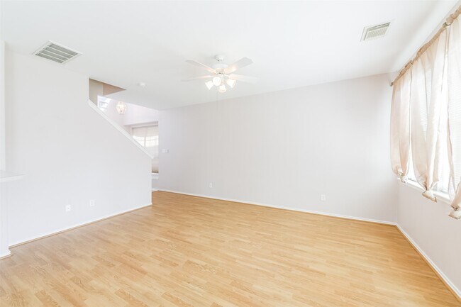Building Photo - 6326 Veranda Green Trail