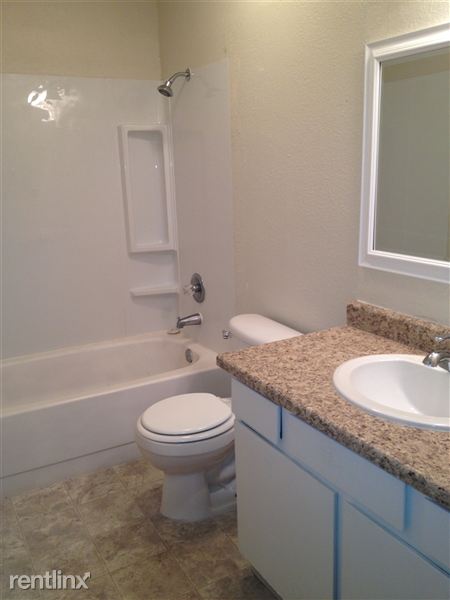 Building Photo - 11420 Heritage Ct
