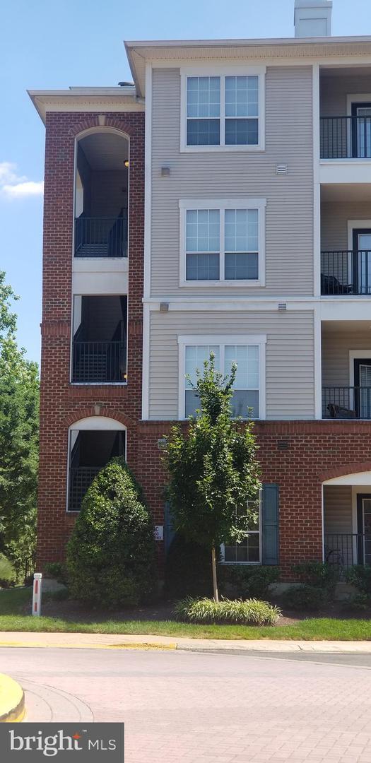 4860 Eisenhower Ave Unit 385, Alexandria, VA 22304 Condo for Rent in Alexandria, VA