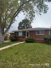 Building Photo - 1413 S Ames St