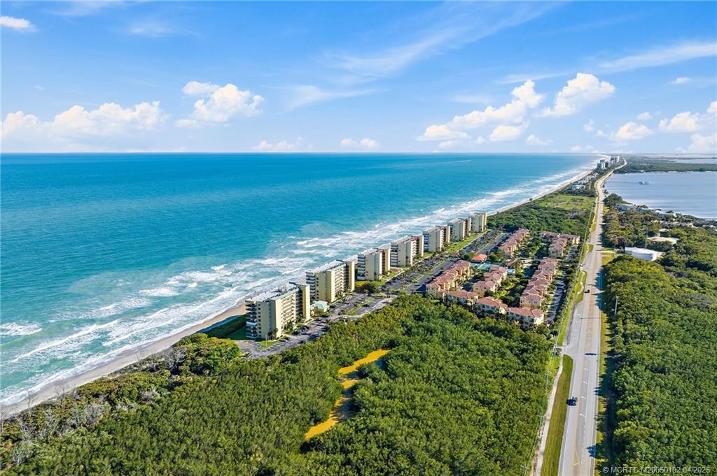 Foto del edificio - 7370 S Ocean Dr