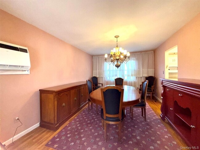 Building Photo - 15 Sherry Ln