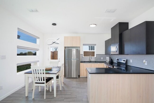 Foto del edificio - 12509 N 40th St