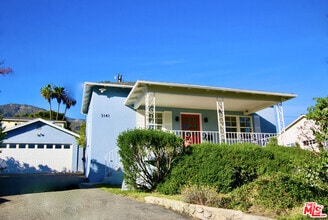 Building Photo - 3141 Fairmount Ave