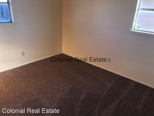 Building Photo - 4 br, 1 bath House - 1132 Comer