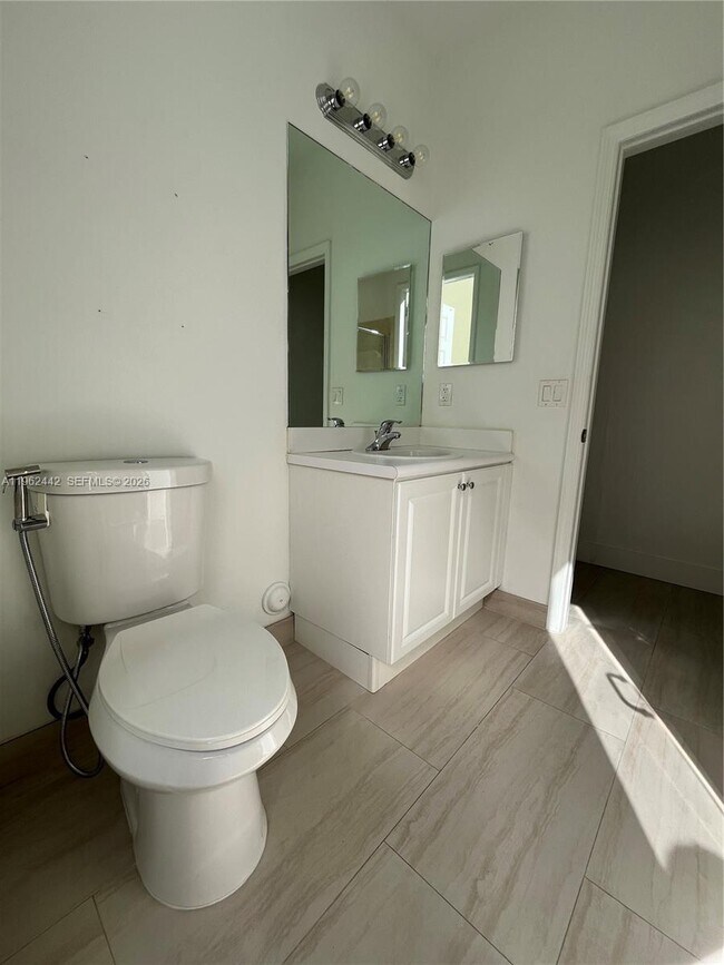 Foto del edificio - 238 NE 31st Ave