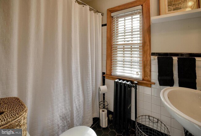 Foto del edificio - 306 S Camac St