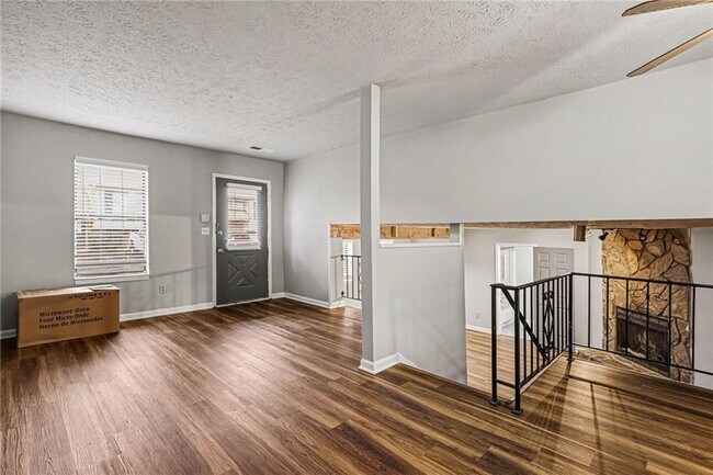 Building Photo - 1205 Natchez Trce SW