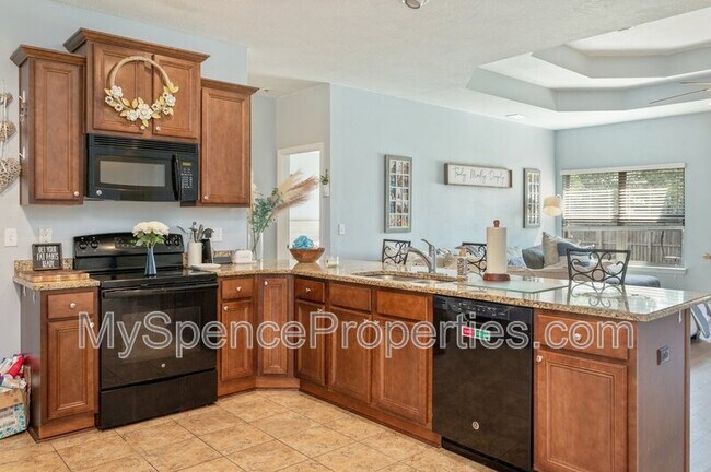 Foto del edificio - 3597 Autumn Woods Dr