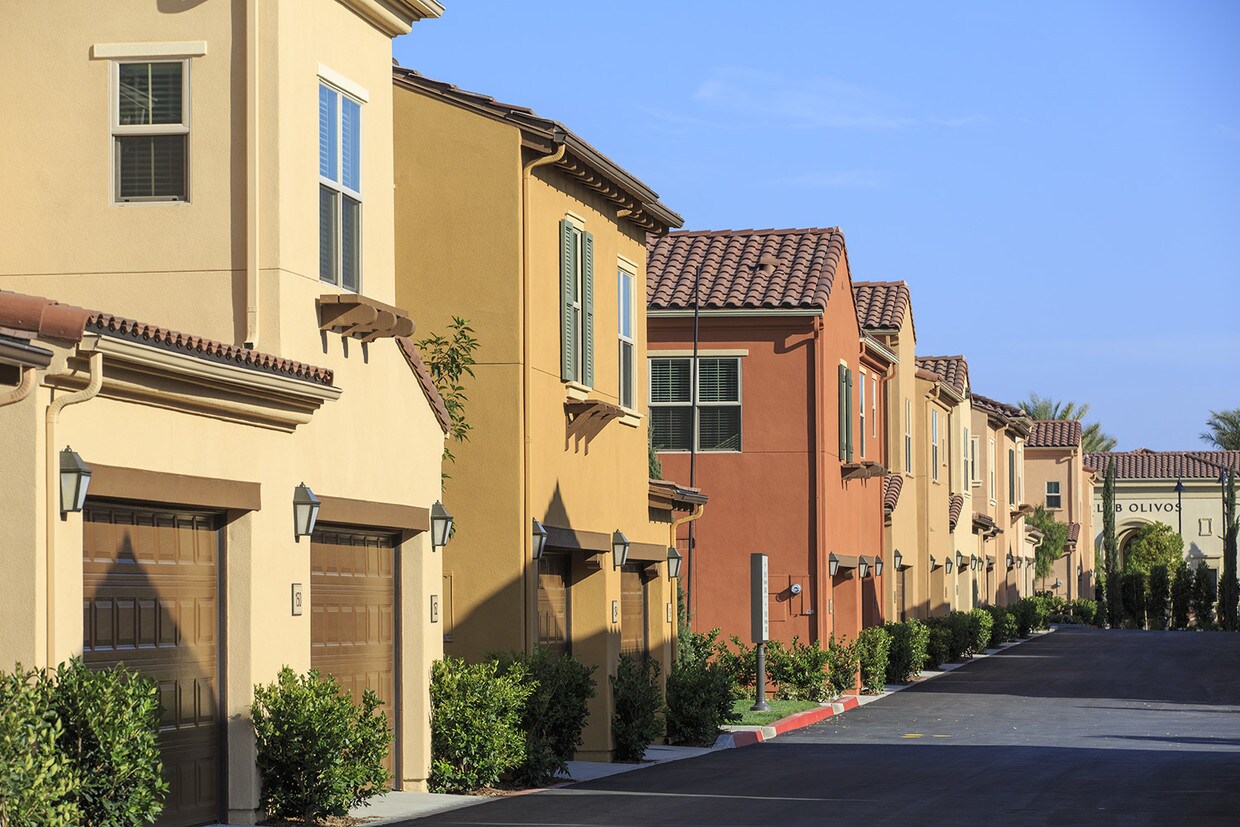 Los Olivos At Irvine Spectrum Apartments In Ca Westside Los Olivos At Irvine Spectrum Apartments In Ca Westside Rentals