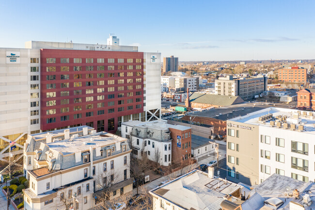 Context - Campus Apartments