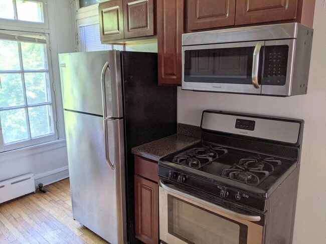 Foto del edificio - 905 Elmwood Ave