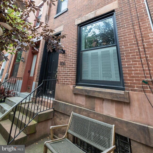 Foto del edificio - 856 N 26th St