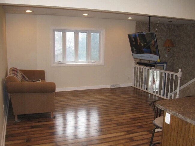 Foto del edificio - 10636 Nicholas St