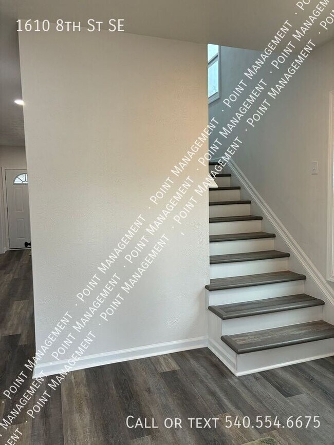 Foto del edificio - 1610 8th St SE