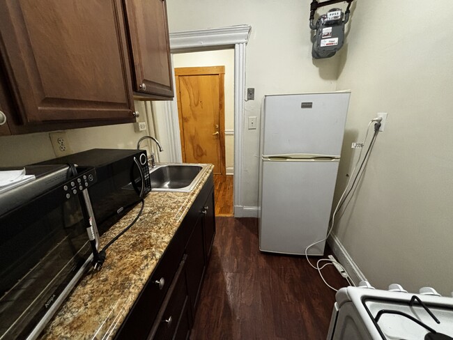 Building Photo - 84 New Whitney St