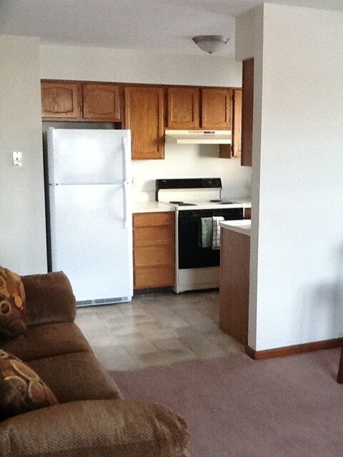 Building Photo - 205 Stonewall Ct