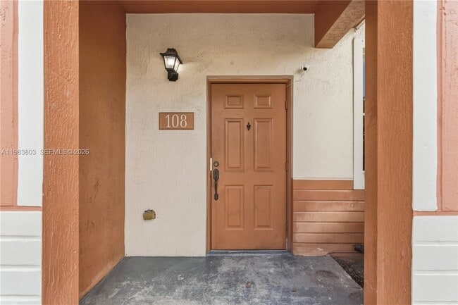 Foto del edificio - 17331 NW 7th Ave