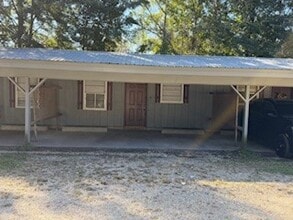 Building Photo - 43334 Happywoods Rd Ext