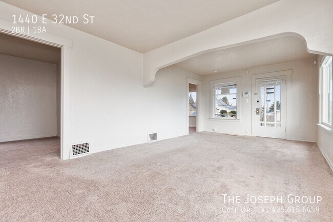 Foto del edificio - 1440 E 32nd St