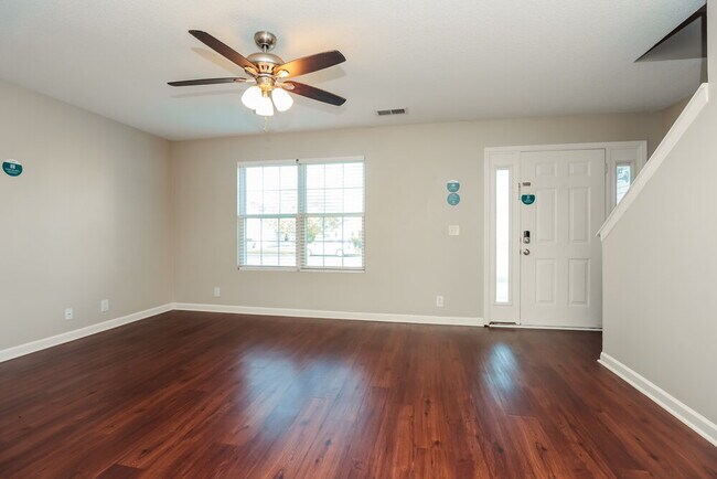 Building Photo - 5066 Cornelius Dr