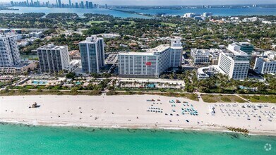 Building Photo - 2899 Collins Ave