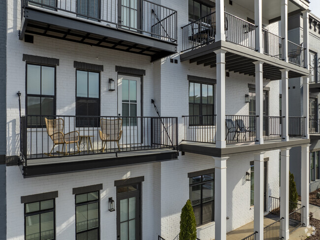 Building Photo - The Lofts at Town Madison