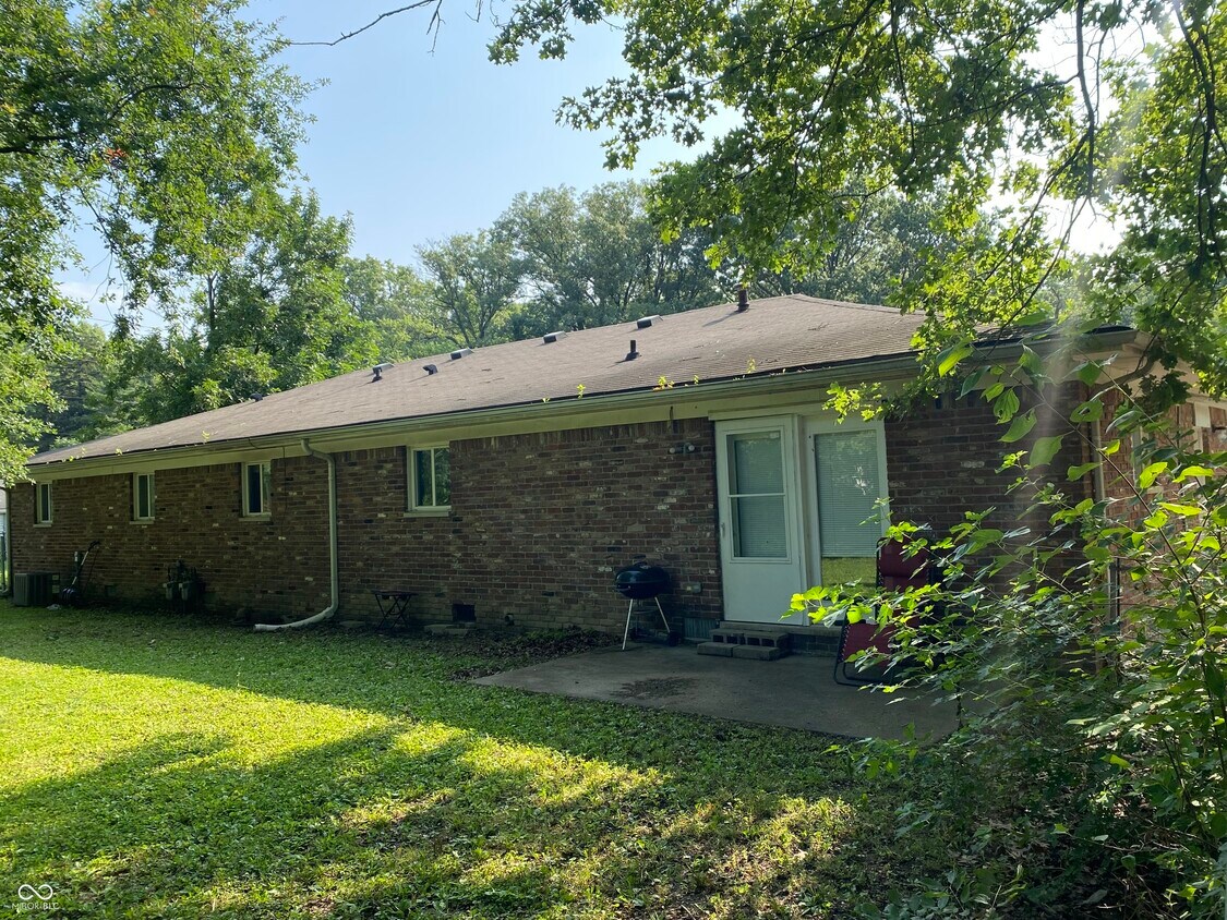 Foto del edificio - 1270 N Ridgeview Dr