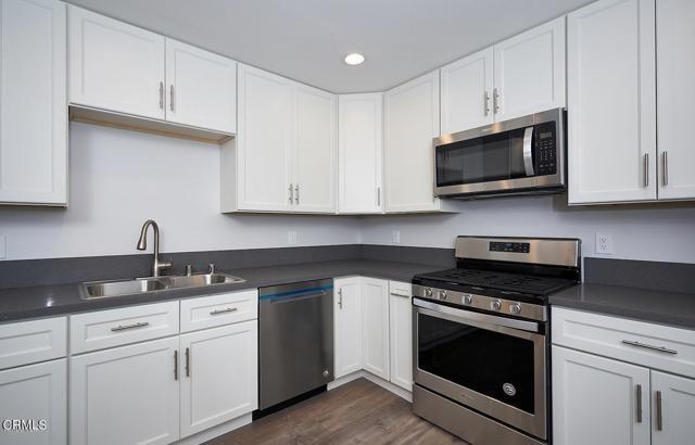 Building Photo - 127 Bundren St