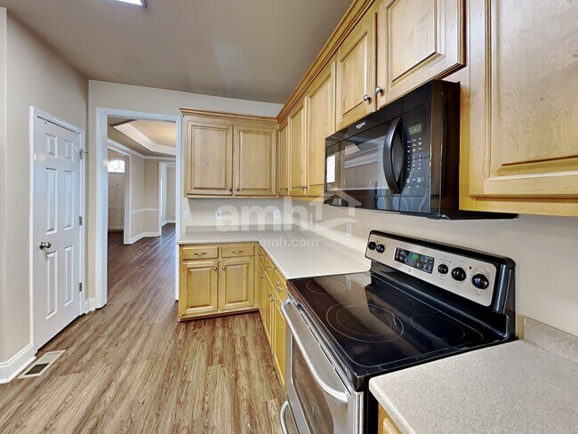 Building Photo - 2017 Keene Cir