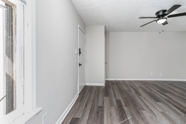 Photo - 3028 Cleinview Ave Apartment