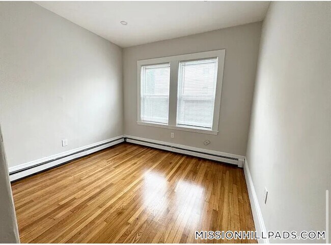 Foto del edificio - 57 Burrell St