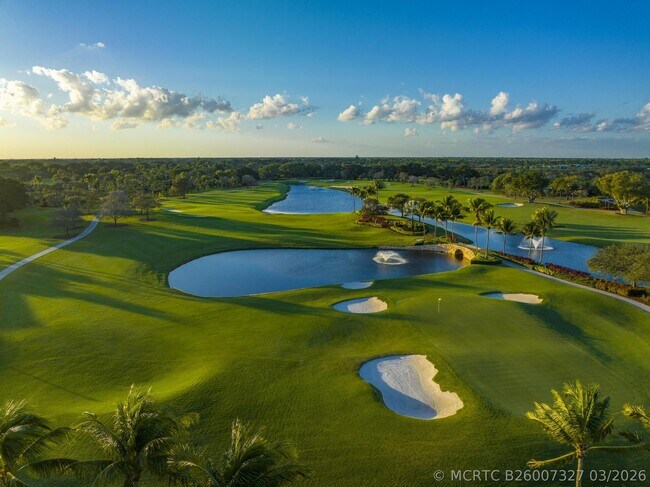 Foto del edificio - 143 Sunset Bay Dr