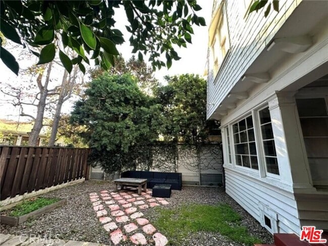 Building Photo - 49 Dudley Ave