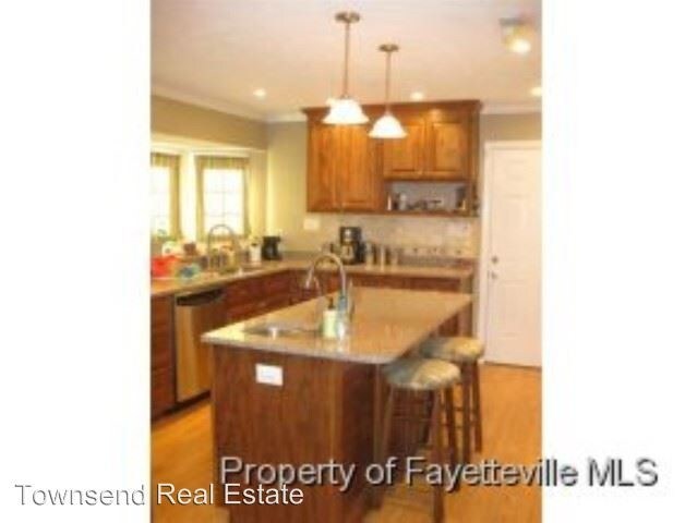 Building Photo - 5811 Tillery Ln