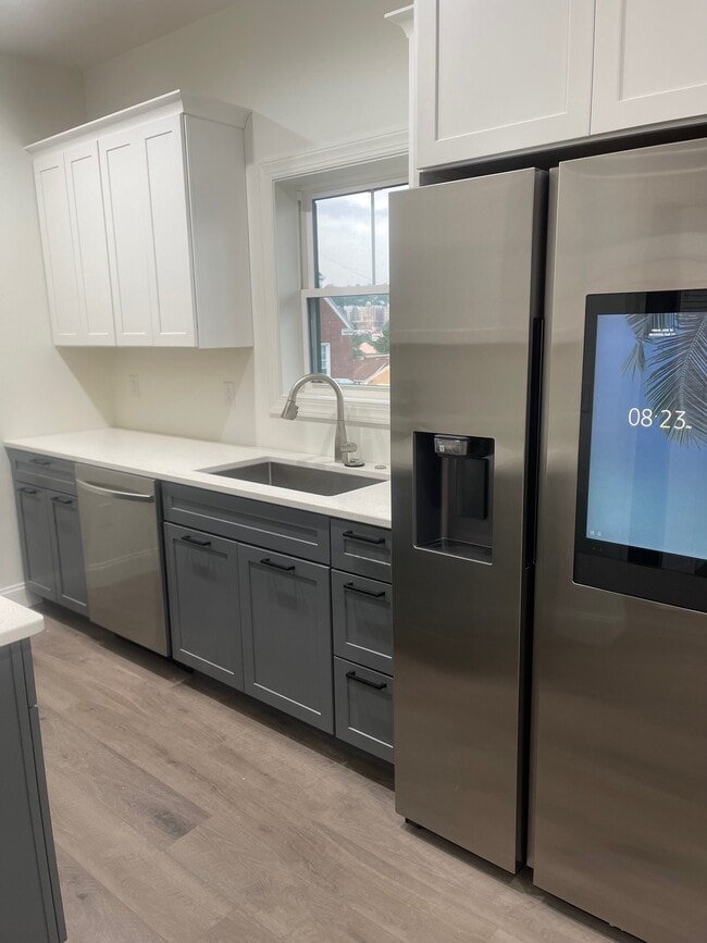 15 Highland St. Unit 202, WV 26501 15 Highland St