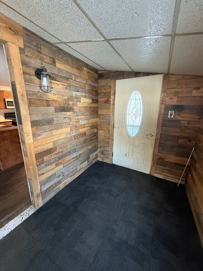 Foto del edificio - 3185 Spring Rd