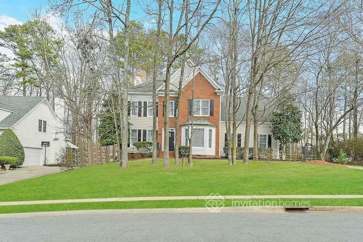 Foto principal - 7923 Harrington Woods Rd